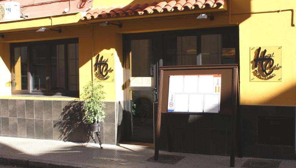 Hostal Carlos I Ла-Лінеа-де-ла-Консепсьйон Екстер'єр фото